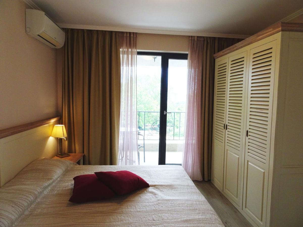 Private Apartments In White Rock Castle Balchik Exterior foto